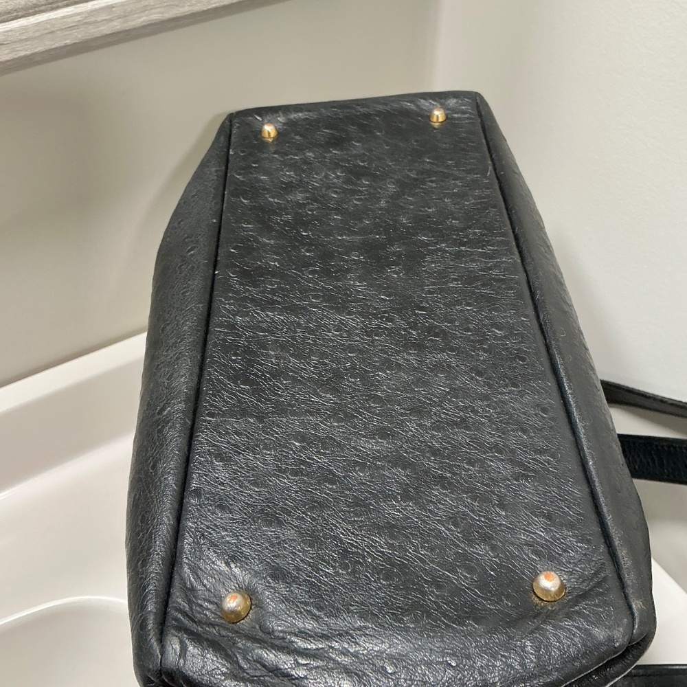Vintage Gianni Versace ostrich shoulder bag - Picture 5 of 11